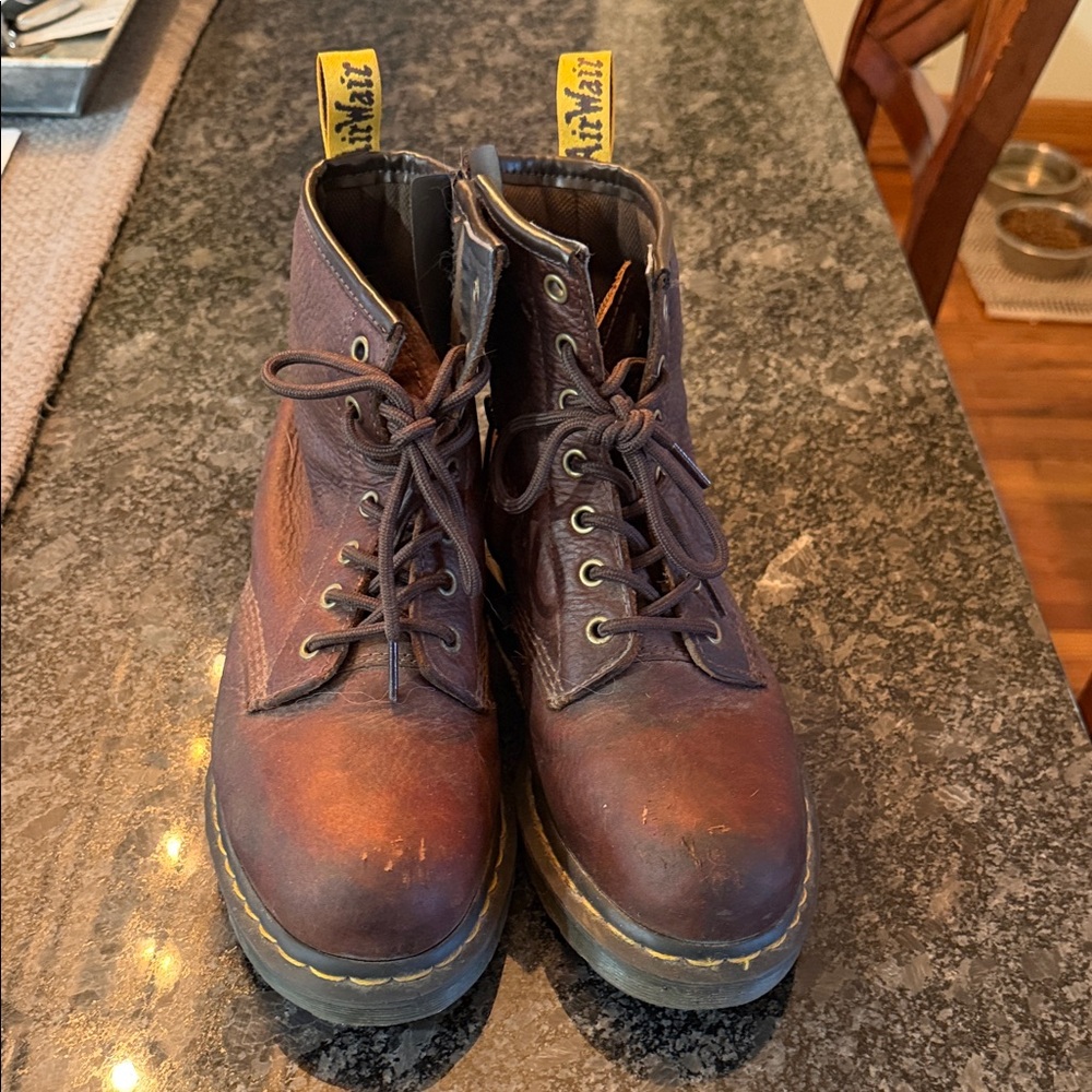 Doc Martens - Steel toe Leather Work Boots - Brown